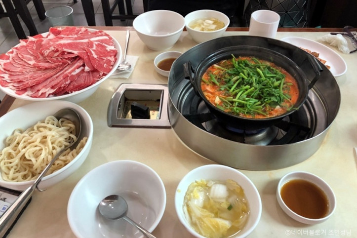 방이샤브샤브칼국수_방이본점_5_공공3유형.jpg