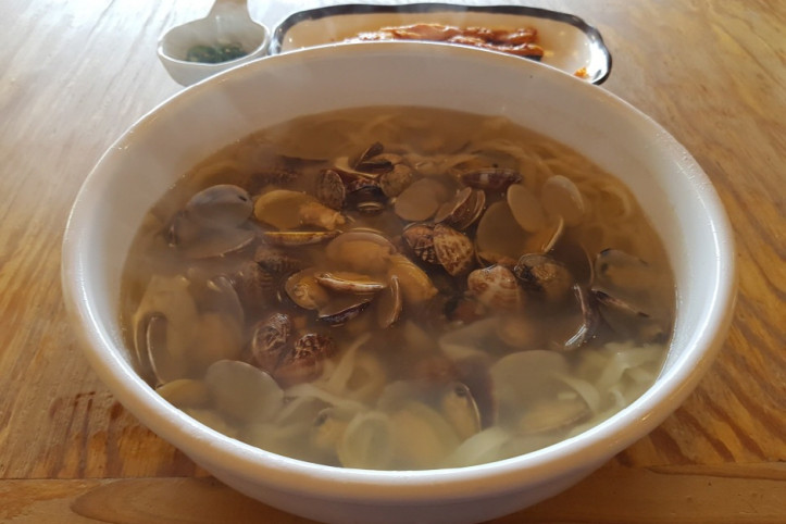 오모리생바지락손칼국수_1_공공3유형.jpg