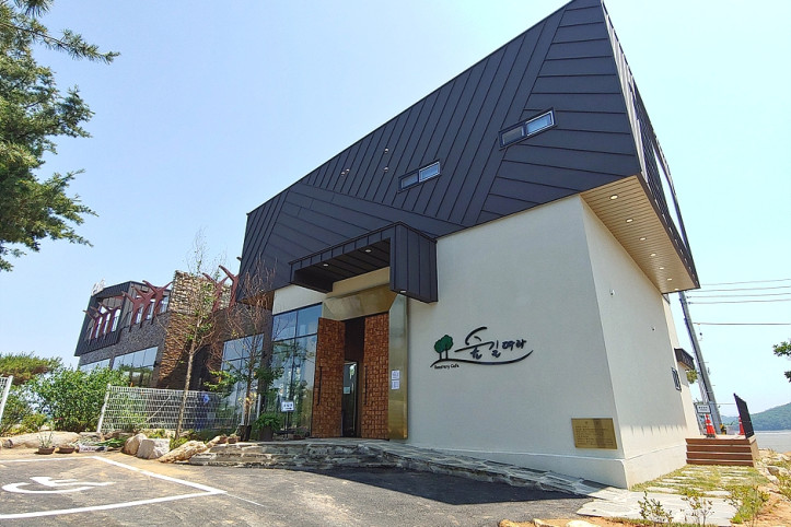 숲길따라카페_4_공공3유형.jpg