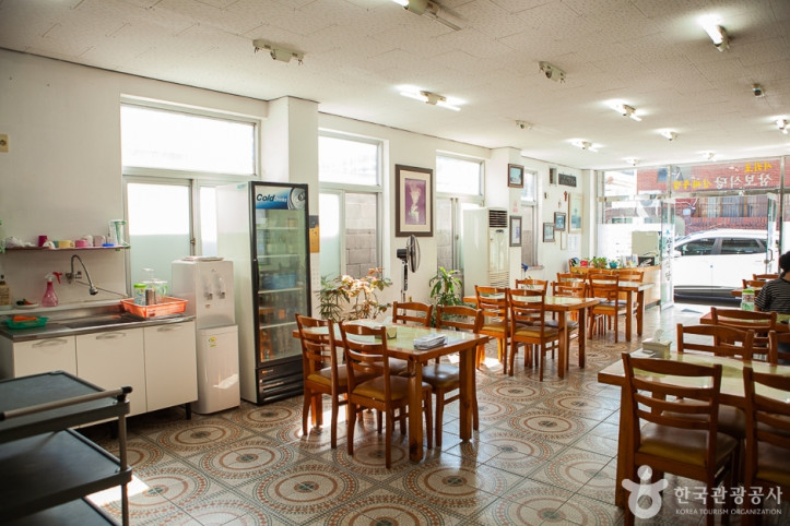 신제주삼보식당_2_공공3유형.jpg