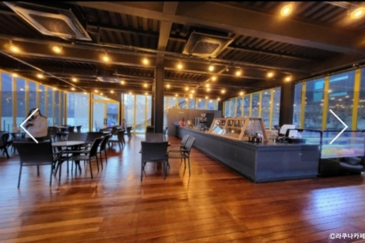 라쿠나_카페_2_공공3유형.jpg