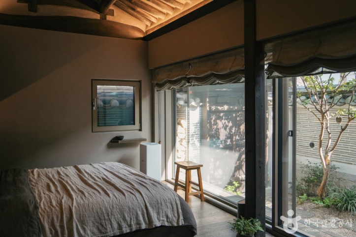 한옥에세이_서촌_2_공공1유형.jpg