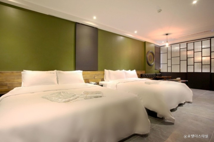 호텔더스타일_2_공공3유형.jpeg