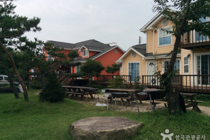 하늘마루_펜션_1_공공3유형.jpg