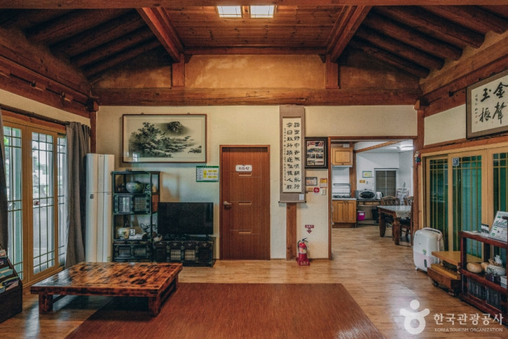 여수한옥체험관_2_공공1유형.jpg
