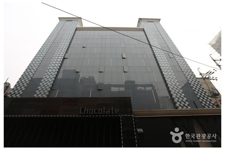 초콜렛호텔_3_공공3유형.jpg
